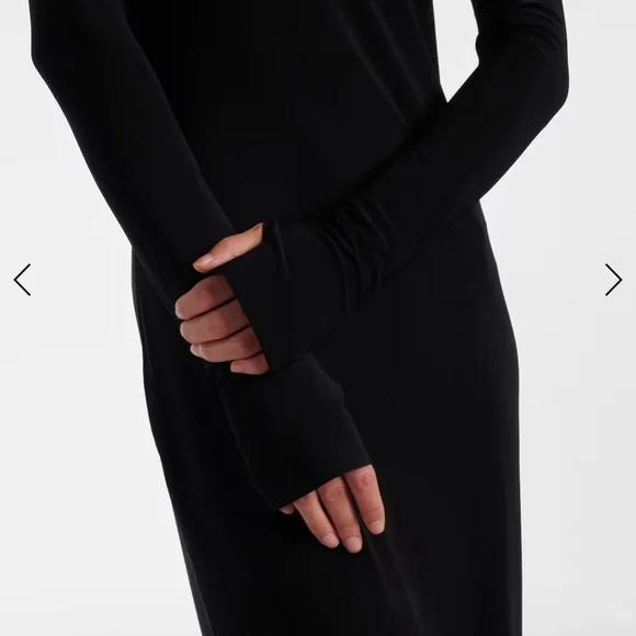 Norma Kamali Black Long-Sleeve Midi Dress - Picture 5 of 10